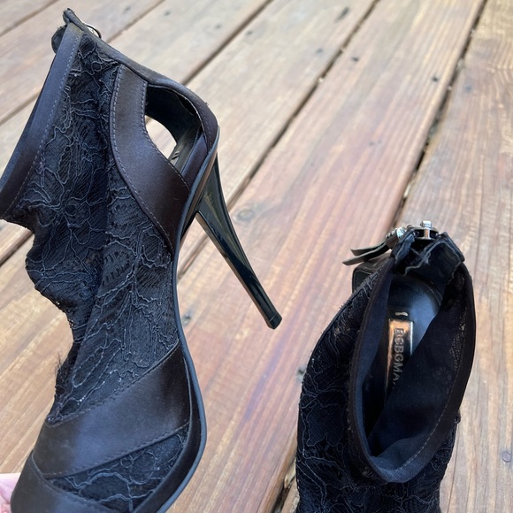 BCBG lace booties - Picture 4 of 13